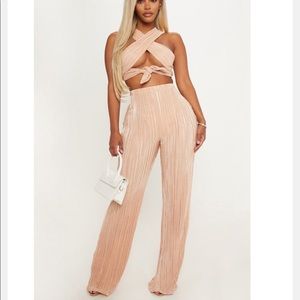 perfect set for a night out